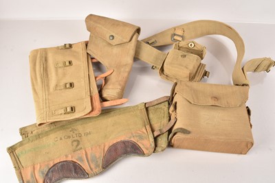 Lot 294 - A selection of WWII related items