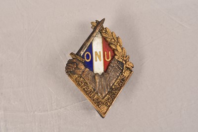 Lot 303 - A Beret Badge for the French Battalion of the United Nations in Korea