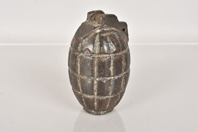 Lot 387 - An inert WWI No5/No23 Mills Drill Grenade