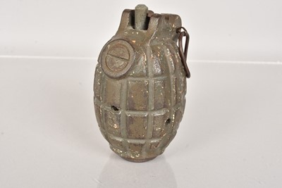 Lot 401 - An inert British No.36 MkII Mills Grenade