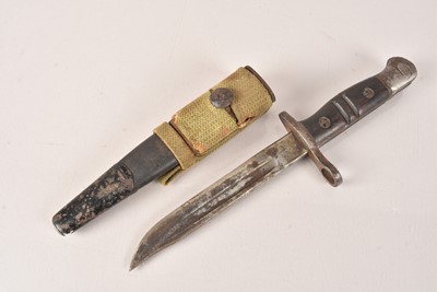 Lot 483 - A French Foreign Legion Paratrooper's 1913 Converted Fighting knife