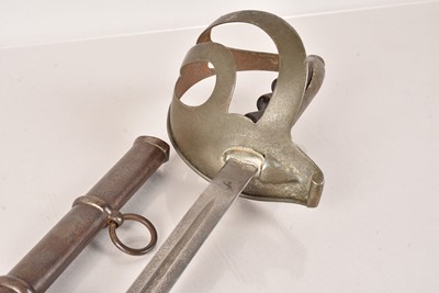 Lot 506 - An Italian M1888 Grenadier Officer's sword