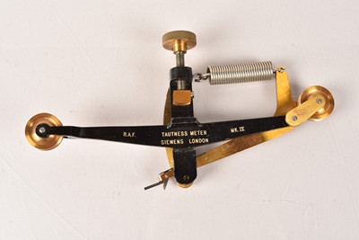 Lot 549 - A Royal Air Force (RAF) Mk.IV Tauntness Meter by Siemens of London