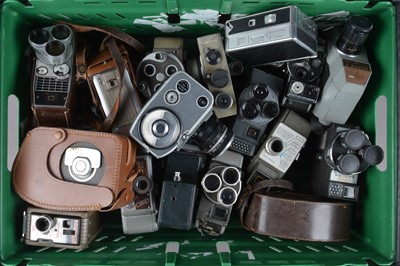 Lot 259 - A Tray of 8mm Cine Cameras