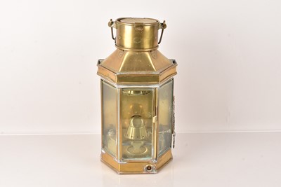 Lot 770 - A WWII Alderson & Gyde Ltd Brass Ships Lantern