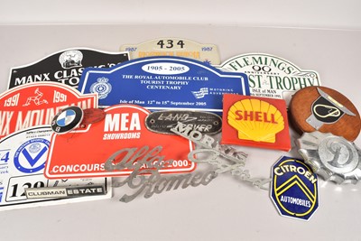 Lot 835 - An assortment of Automotive Badges and Signs