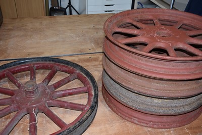 Lot 850 - A Five Vintage Car wheels