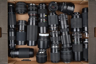 Lot 284 - A Tray of Zoom Lenses