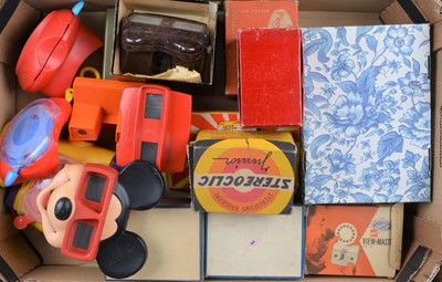 Lot 294 - A Tray of View-Master Stereo Viewers