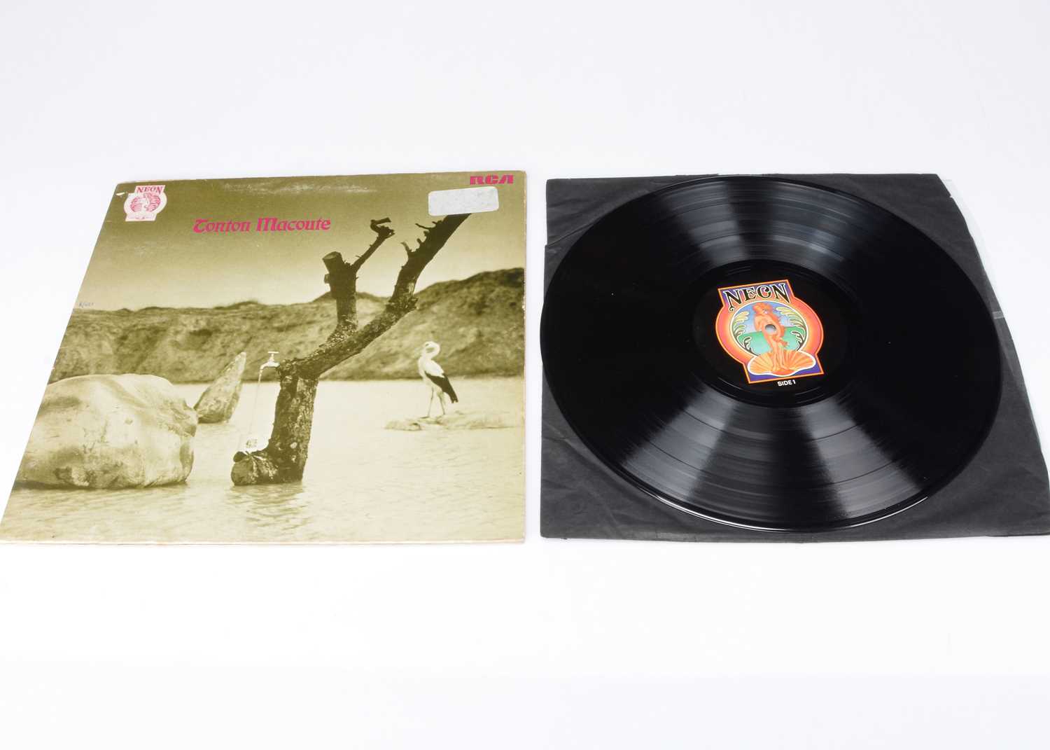 Lot 20 - Tonton Macoute LP,