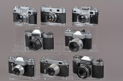 Lot 304 - A Tray of Eastern Bloc Cameras