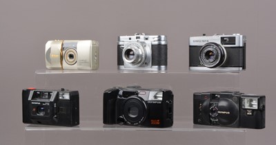Lot 310 - A Group of 35mm Cameras