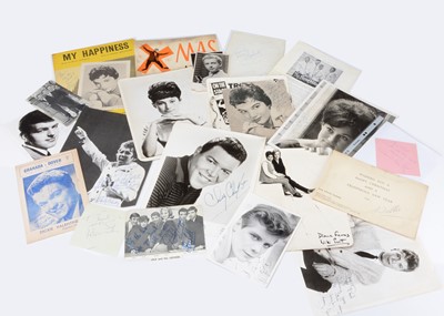 Lot 315 - Sixties Musicians / Autographs