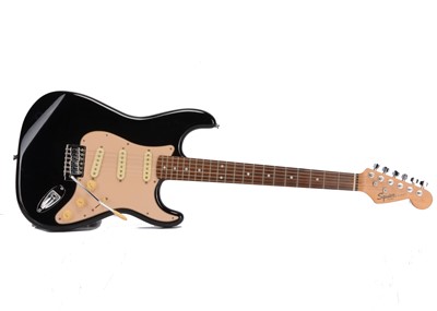 Lot 524 - Squier Strat