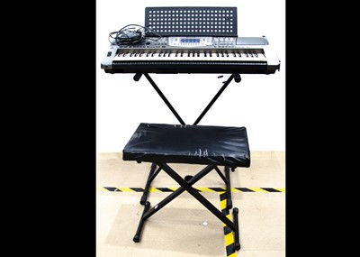 Lot 580 - Keyboards