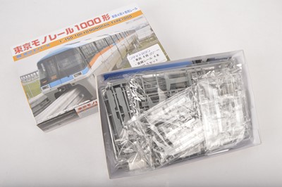 Lot 3 - Fujimi N Gauge 1000 four car Monorail unmade kit and HO Gauge Markscheffel & Lennartz Russian Coaches (2)