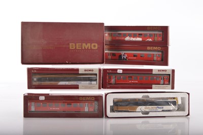 Lot 31 - Bemo HOe/HOm Swiss Golden Pass and Brunig SBB Coaches (5)