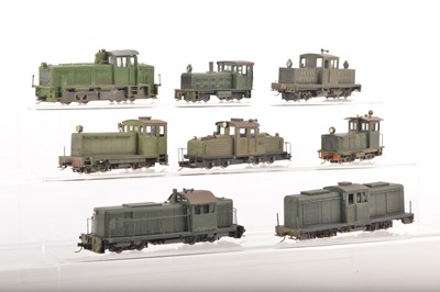 Lot 54 - American outline HOe  Narrow Gauge green modified RTR and weathered Bo-Bo Diesel Locomotives (8)