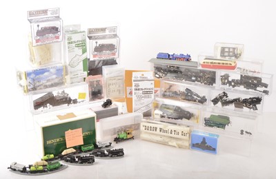 Lot 82 - Large collection of various Narrow Gauges and N Gauge unmade kits chassis part built models and accessories (large qty)