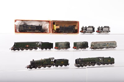 Lot 90 - Tri-ang TT Gauge Steam and Diesel Locomotives (10)