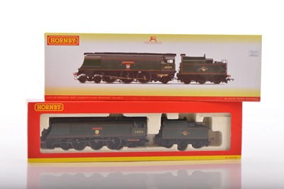 Lot 111 - Pair of Hornby 00 Gauge boxed BR green unrebuilt West Country Class Locomotives and Tenders (2)