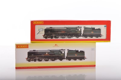 Lot 117 - Pair of Hornby 00 Gauge boxed BR green rebuilt West Country Class Locomotives and Tenders (2)