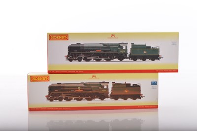 Lot 118 - Pair of Hornby 00 Gauge boxed BR green rebuilt West Country Class Locomotives and Tenders (2)