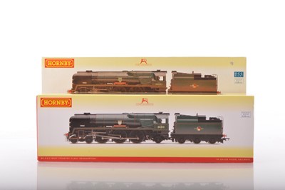 Lot 121 - Pair of Hornby 00 Gauge boxed BR green rebuilt West Country Class Locomotives and Tenders one renamed (2)