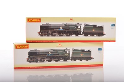 Lot 155 - Pair of Hornby 00 Gauge boxed BR green rebuilt Battle of Britain Class Locomotives and Tenders (2)