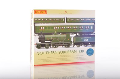 Lot 210 - Hornby 00 Gauge boxed R2813 Southern Suburban 1938 Train Pack