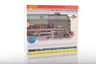 Lot 211 - Hornby 00 Gauge boxed R2194 The Atlantic Coast Express Train Pack