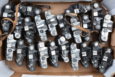 Lot 379 - A Tray of Zenit Camera Bodies
