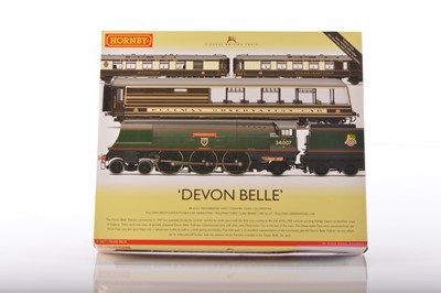 Lot 213 - Hornby 00 Gauge boxed R2817 Devon Belle Train Pack