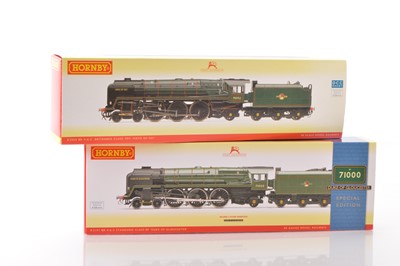 Lot 219 - Pair of Hornby 00 Gauge boxed BR green Britannia Class Steam Locomotives and Tenders (2)