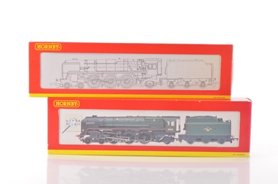 Lot 222 - Pair of Hornby 00 Gauge boxed BR green Britannia Class Steam Locomotives and Tenders (2)