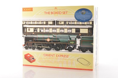 Lot 231 - Hornby 00 Gauge boxed R1038 The 'Orient Express' Boxed Set