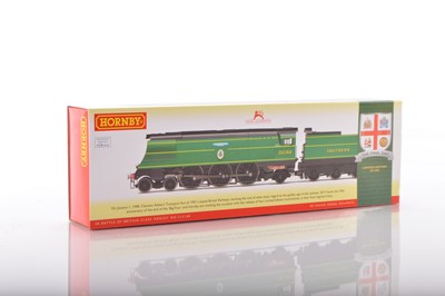 Lot 244 - Hornby 00 Gauge boxed 'The Final Day' Limited Edition R3515 SR green unrebuilt Battle of Britain Class 21C168 'Kenley' Locomotive and Tender