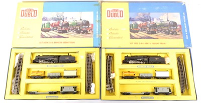 Lot 302 - Hornby-Dublo 00 Gauge 2-Rail Boxed Train Heavy Goods and Heavy Freight Train Sets (2)