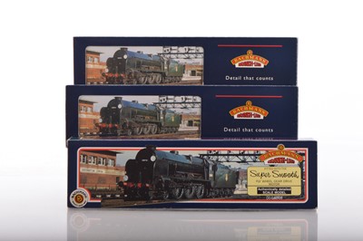 Lot 350 - Three Bachmann boxed 00 Gauge Maunsell Lord Nelson Class Locomotives and Tenders (3)