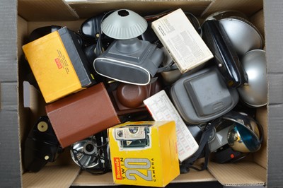 Lot 398 - A Tray of Kodak Bakelite Cameras