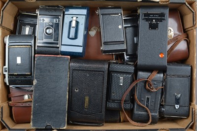 Lot 402 - A Tray of Folding Cameras