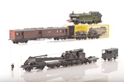 Lot 475 - A wonderful 00 Gauge Kitbuilt and some modified Hornby-Dublo models Reading black 8 piece GWR Breakdown Set together with a GEM Kitbuilt GWR green Class 56xx 0-6-2T Locomotive (9)