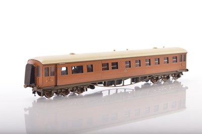 Lot 525 - Lawrence Scale Models 00 Gauge LNER teak livery 12-wheel 1st class corridor sleeping Coach