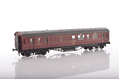 Lot 528 - Peter K and D Studley  00 Gauge LMS maroon bogie 1st Class/Brake Coach No 18493