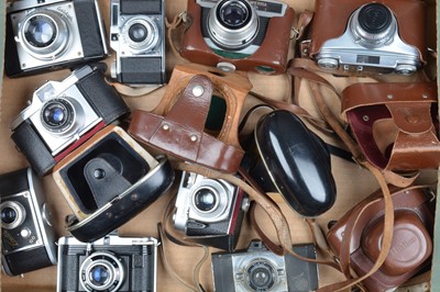 Lot 411 - A Tray of Viewfinder Cameras