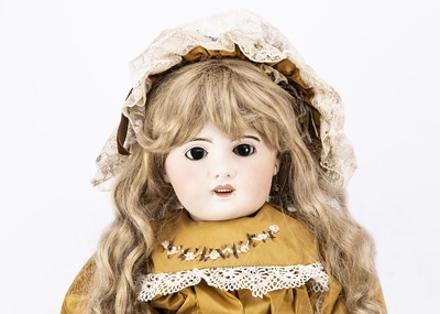 Lot 204 - A large SFBJ child doll