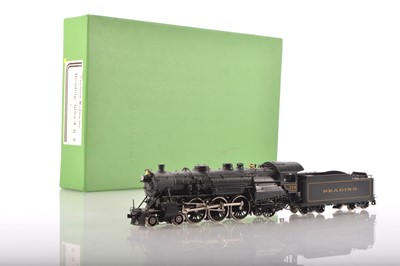 Lot 570 - Overland Models Inc Ajin Precision Korea HO Gauge OM1-1565 Reading black G1Sa 4-6-2  No 113 Steam Locomotive and Tender