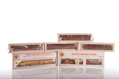 Lot 578 - Bachmann HO Gauge American Union Pacific and Santa Fe Diesel Locomotives and Norfolk and Western Coaches (6)