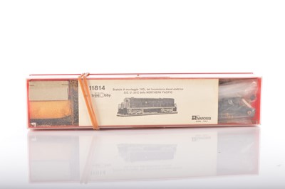 Lot 638 - Rivarossi Tren Hobby Kit boxed American HO Gauge Northern Pacific grey and yellow GE U-25C 2500 Diesel Locomotive