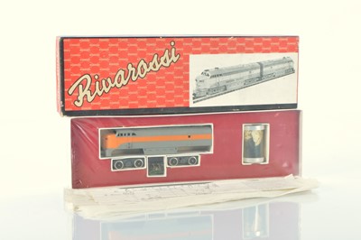 Lot 640 - Rivarossi boxed American HO Gauge unmade kit Western Pacific grey and yellow Class SM FM Diesel Locomotive